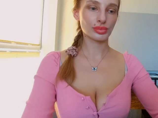 MarilynShow's BongaCams show and profile