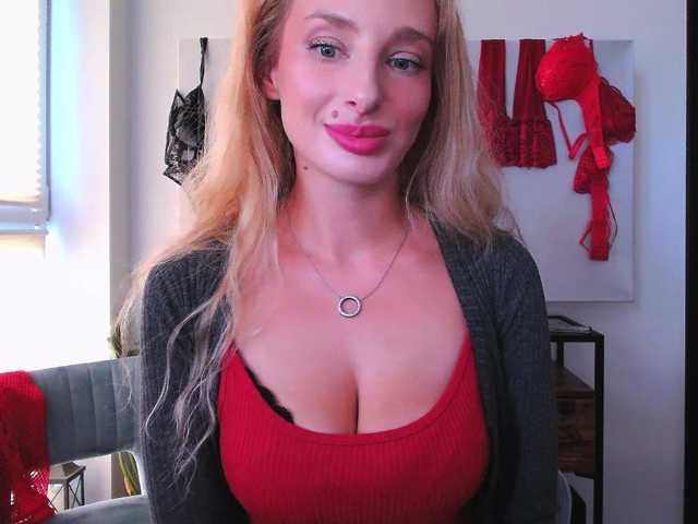 MarilynShow live cam on BongaCams