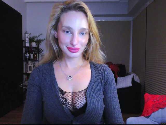 MarilynShow live cam on BongaCams
