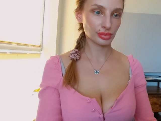 MarilynShow's BongaCams show and profile