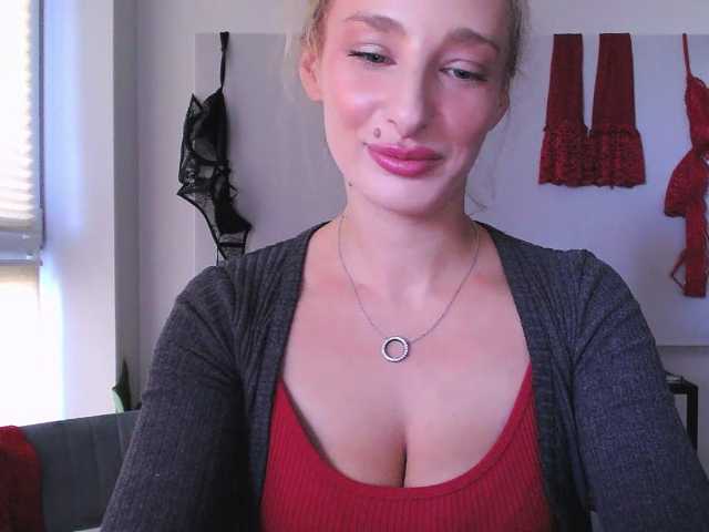 MarilynShow live cam on BongaCams