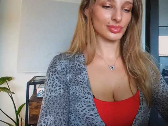 MarilynShow's BongaCams show and profile