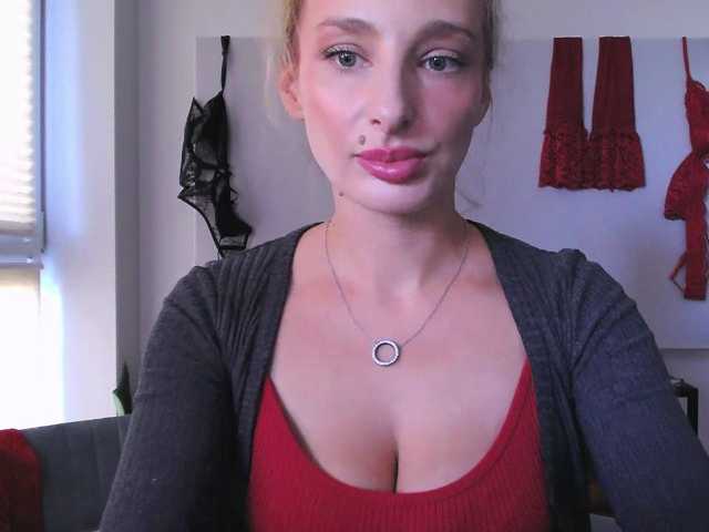 MarilynShow live cam on BongaCams