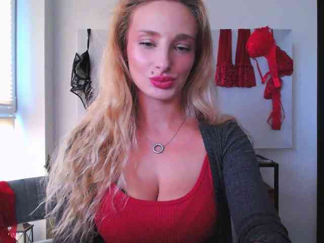 Model: MarilynShow