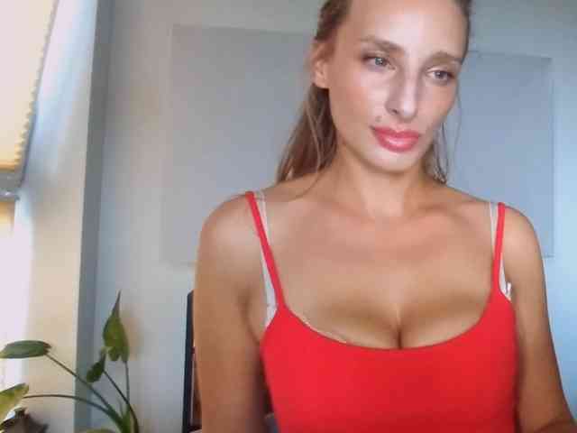 MarilynShow webcam