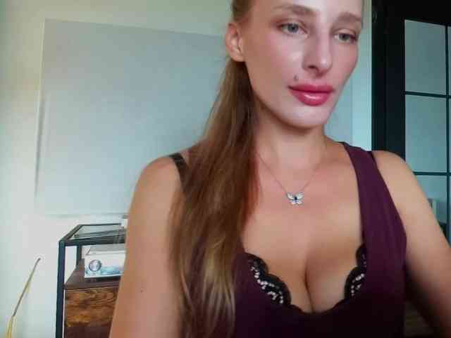 MarilynShow webcam