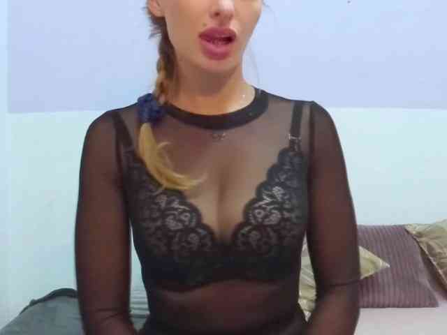 MarilynShow webcam