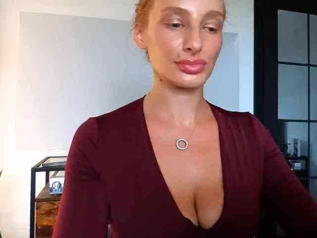 MarilynShow webcam