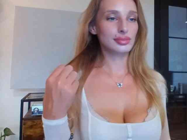 MarilynShow webcam