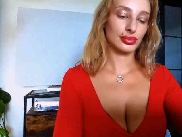 MarilynShow webcam