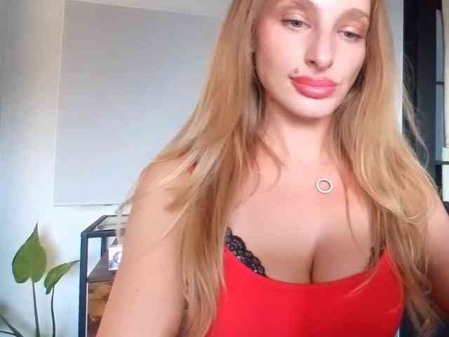 MarilynShow webcam
