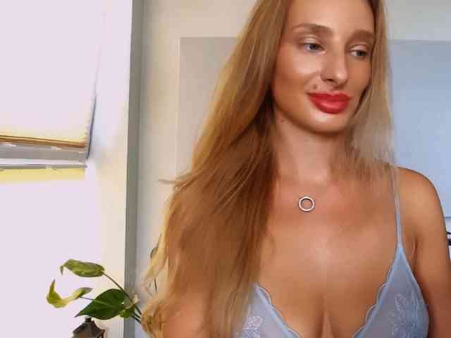MarilynShow webcam