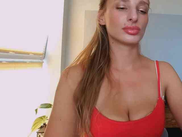 MarilynShow webcam