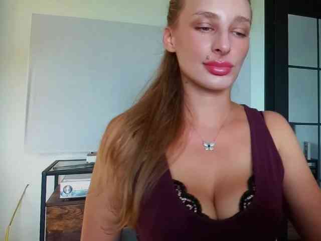 MarilynShow webcam