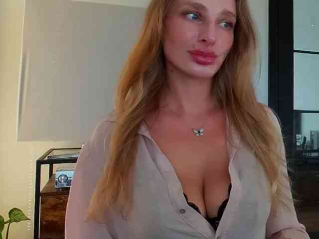 MarilynShow webcam