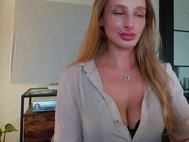 MarilynShow webcam