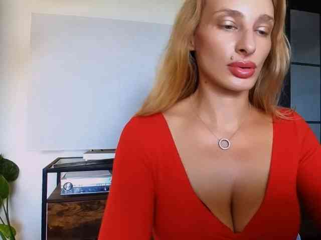 MarilynShow webcam
