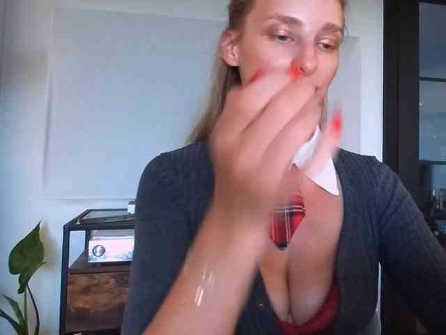 MarilynShow webcam