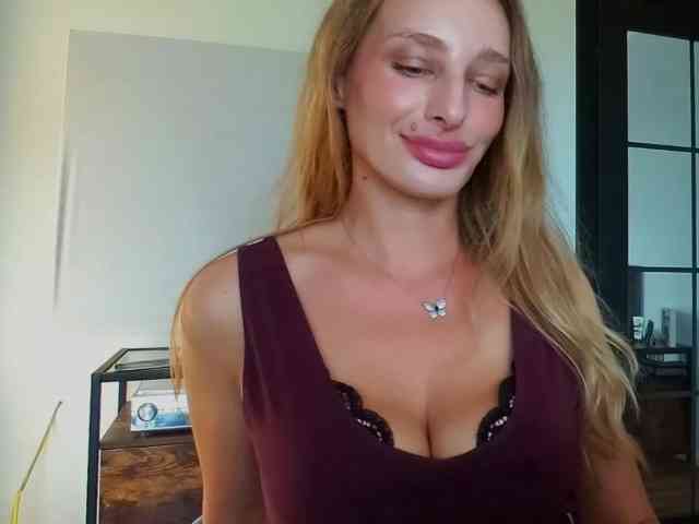 MarilynShow webcam