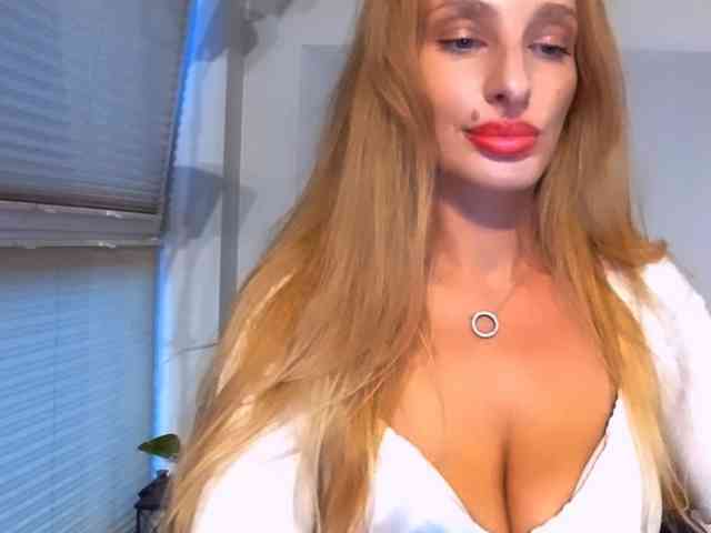 MarilynShow webcam
