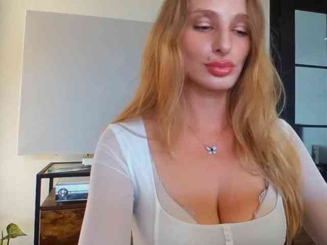 MarilynShow webcam