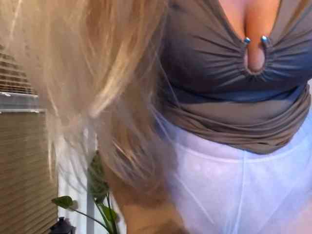 MarilynShow webcam