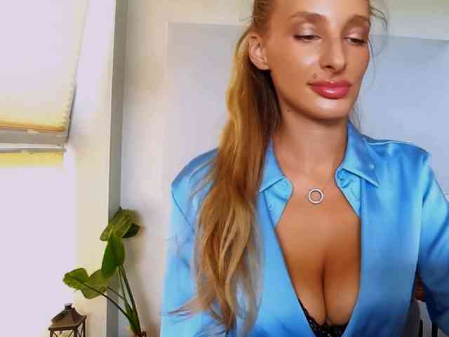 MarilynShow webcam