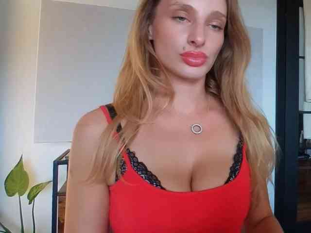 Model: MarilynShow