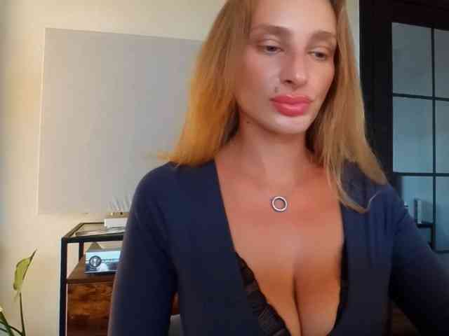 MarilynShow webcam