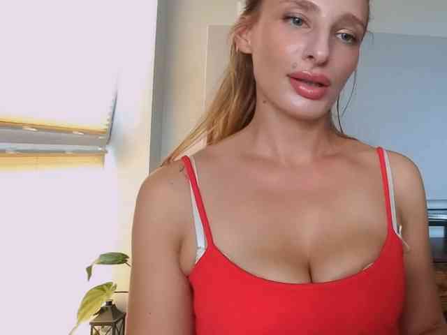 MarilynShow webcam