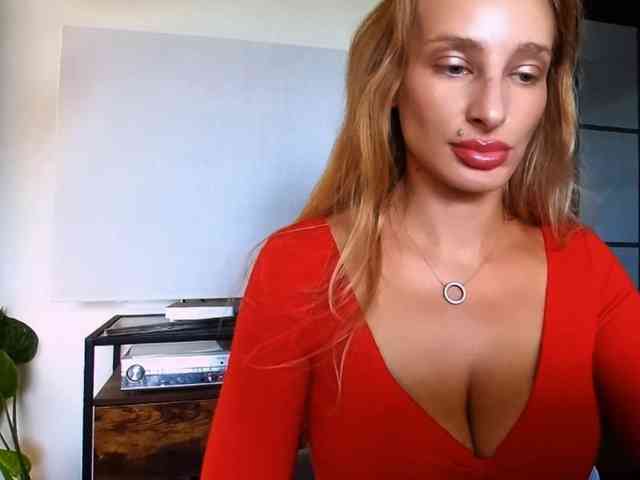 MarilynShow webcam
