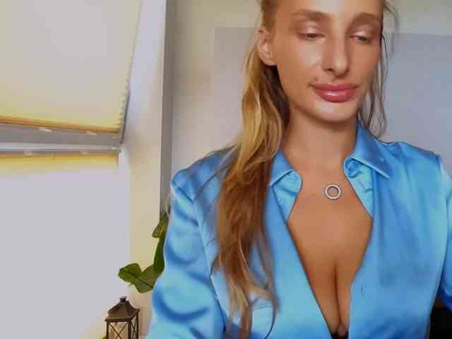 MarilynShow webcam