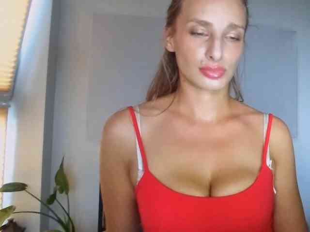 MarilynShow webcam