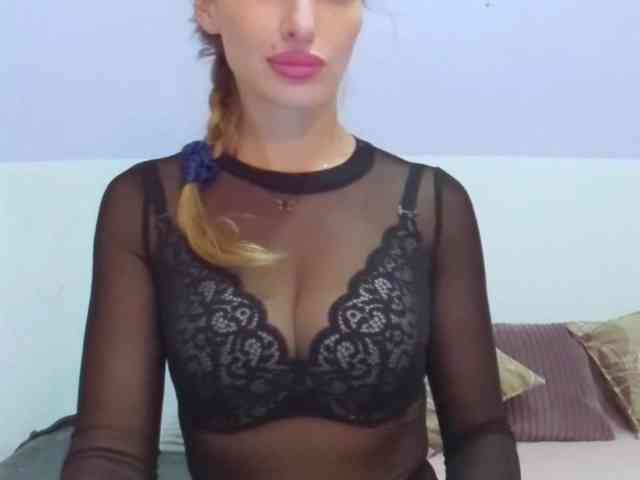 MarilynShow webcam