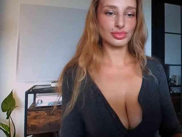 MarilynShow webcam