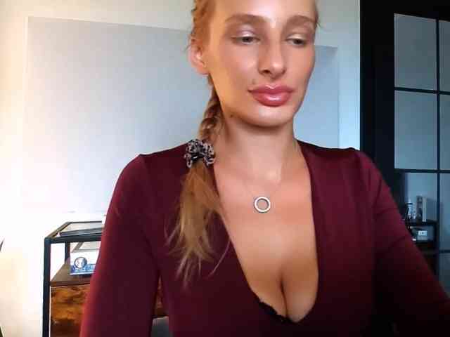 MarilynShow webcam