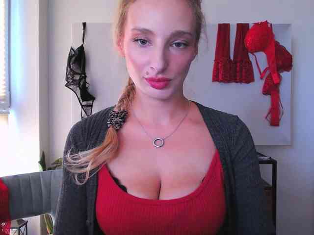 MarilynShow webcam