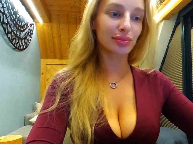 MarilynShow webcam