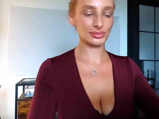 MarilynShow webcam