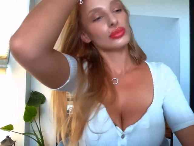 MarilynShow webcam