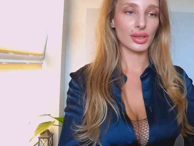 MarilynShow webcam