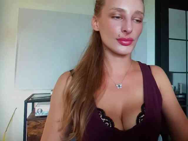 MarilynShow webcam