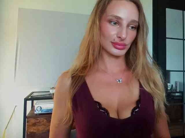 MarilynShow webcam