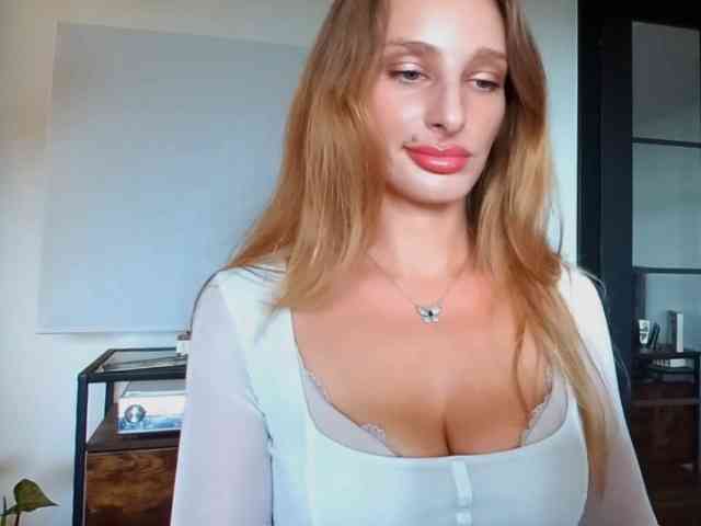 MarilynShow webcam