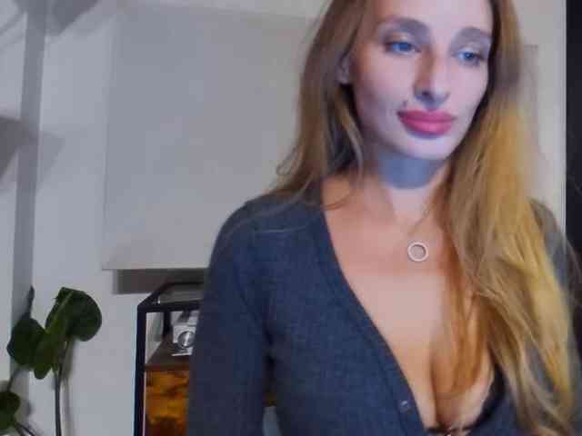 MarilynShow webcam