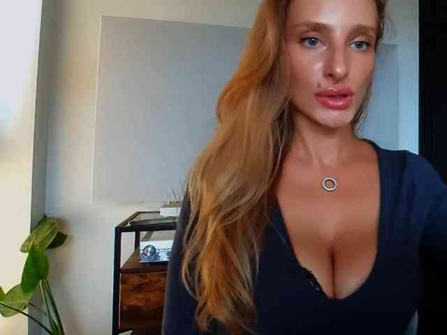 MarilynShow webcam