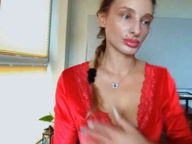 MarilynShow webcam