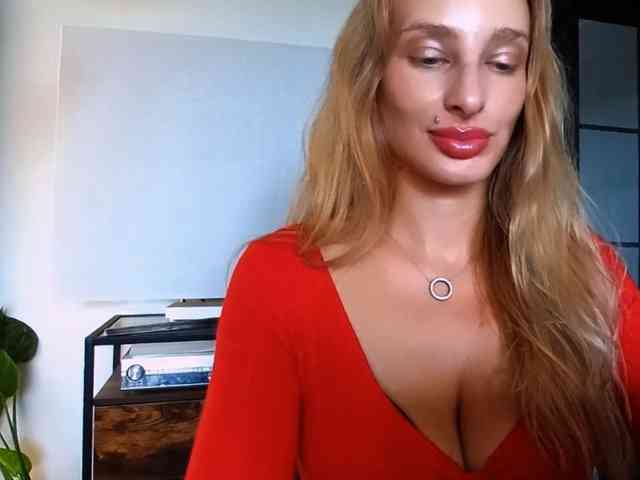 MarilynShow webcam