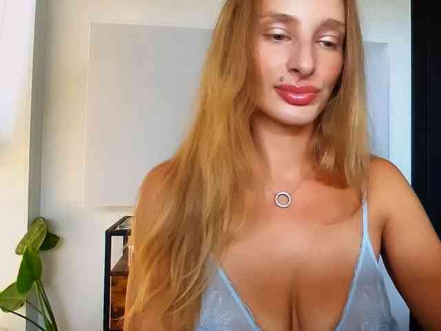 MarilynShow webcam