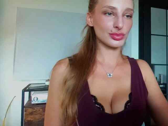MarilynShow webcam